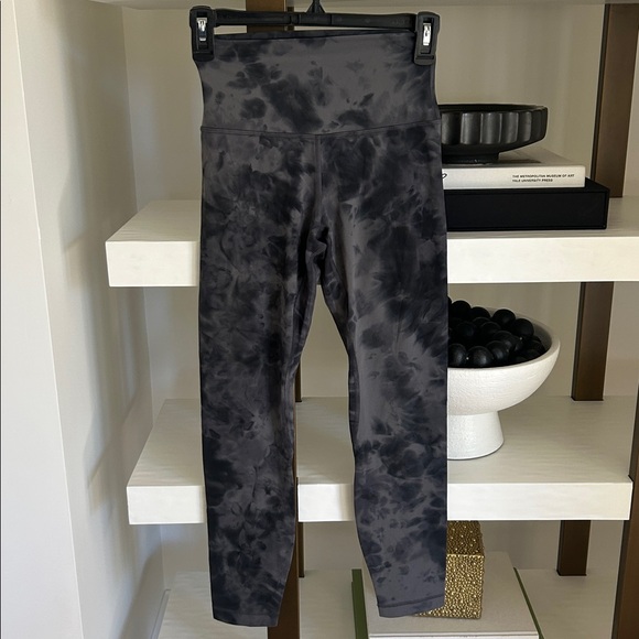 Lululemon High Rise Align Pant - Picture 2 of 6